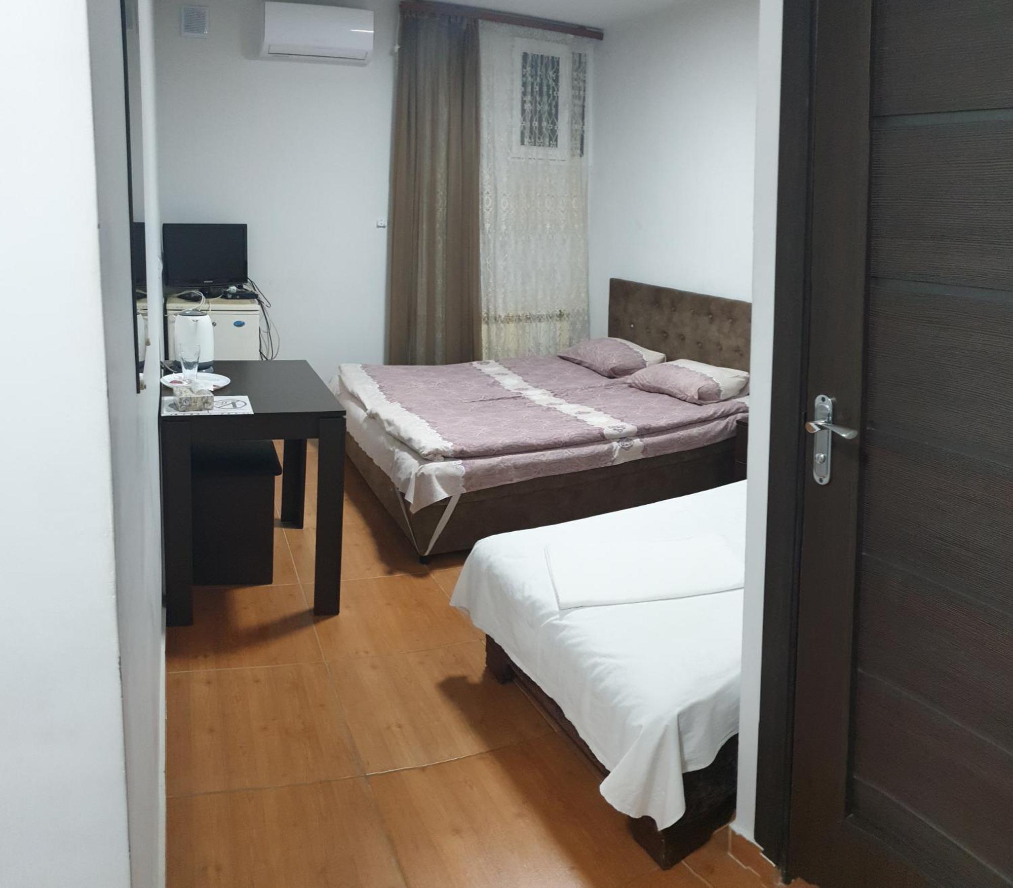 Hotel Amigo Ереван Экстерьер фото