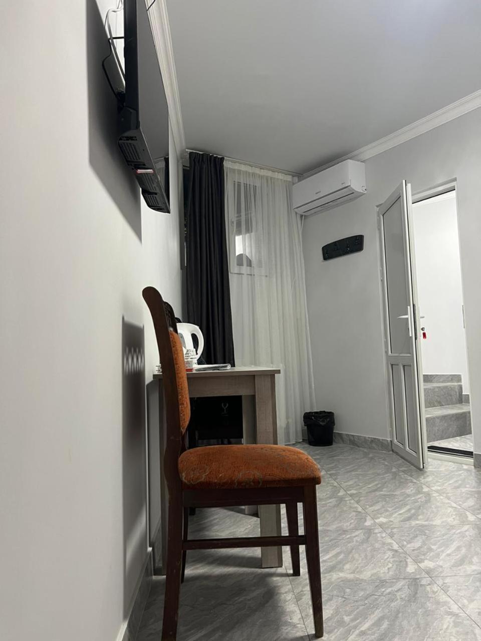 Hotel Amigo Ереван Экстерьер фото